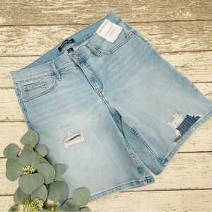 Calvin Klein Jeans Mid Rise 90’s Fit Jean Shorts